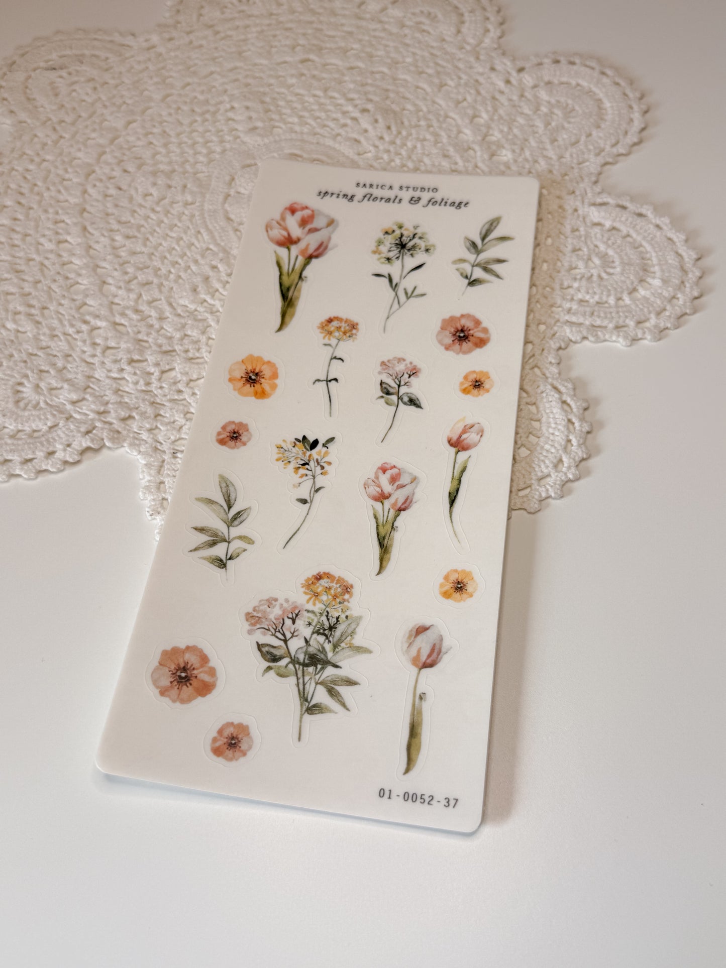 Sarica Studio - Spring florals & foliage