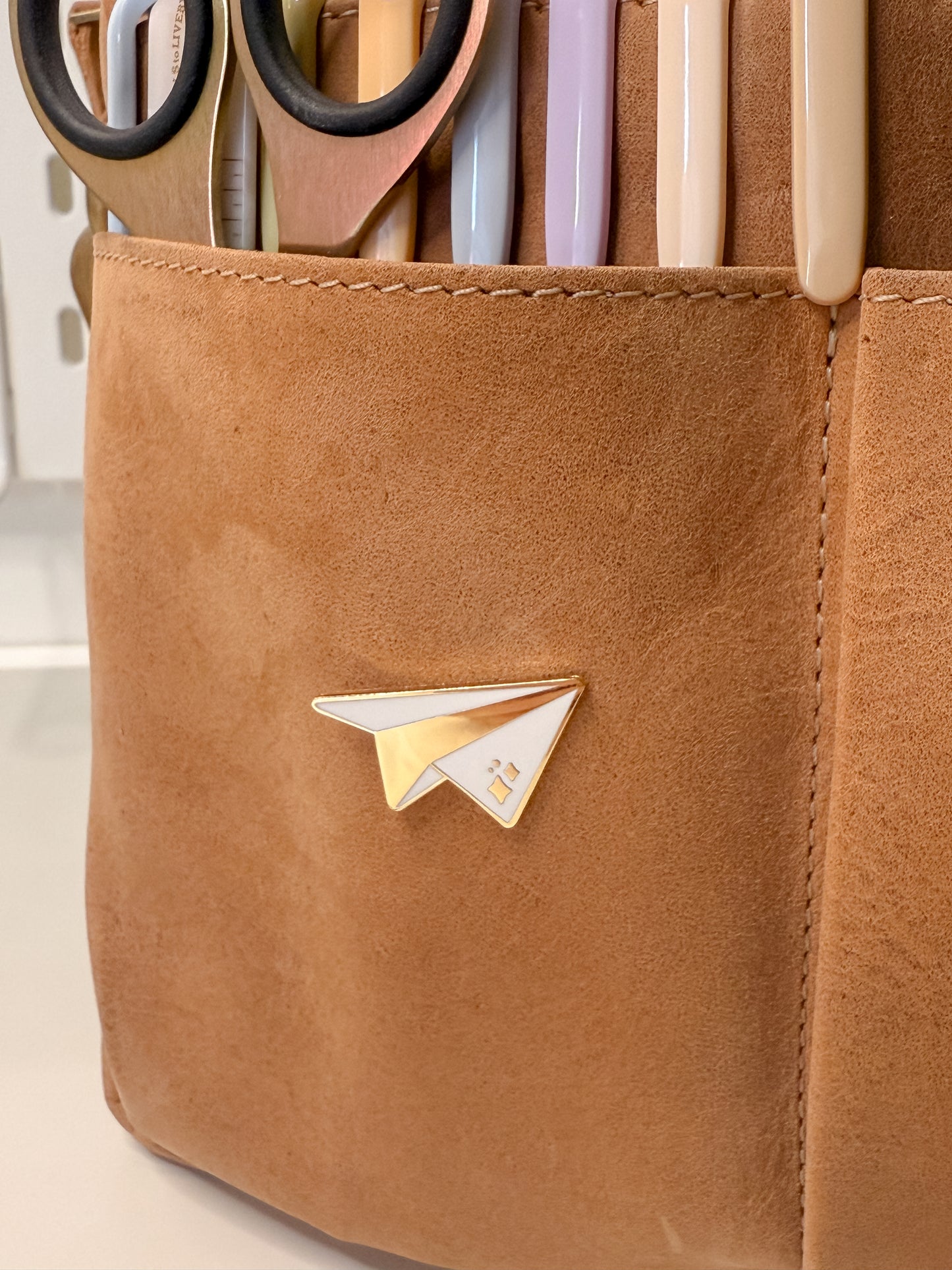 Kolour Cafe - Paper plane - Magnet