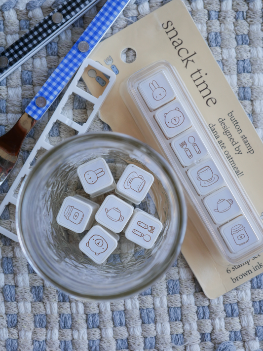 Dana ate oatmeal - snack time - button stamp