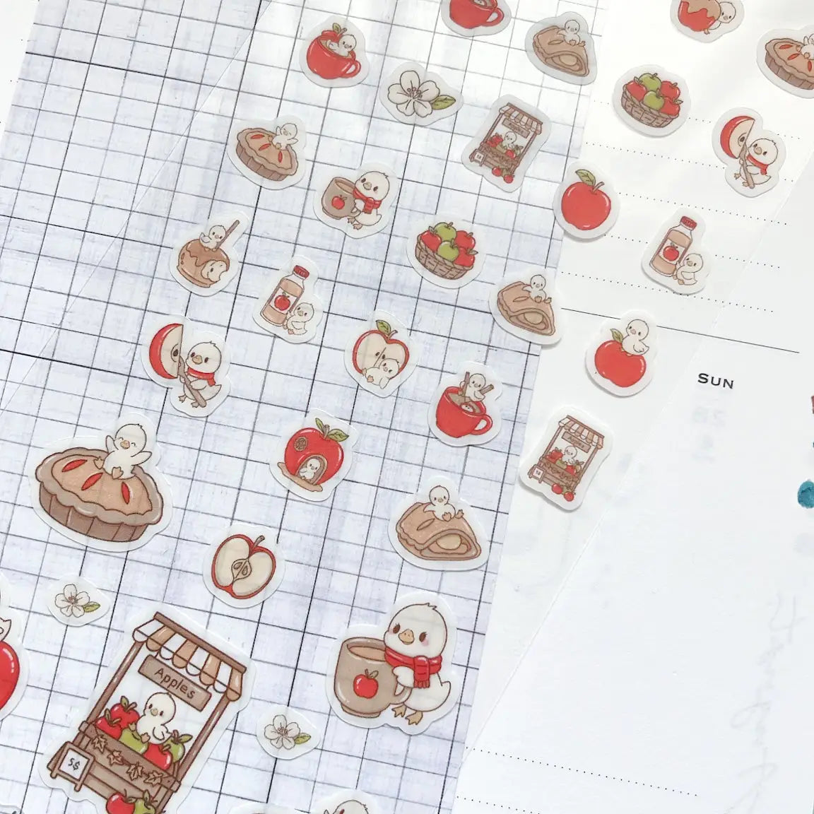 Kubo and Lucy - Louie the chick with Apple Pie - Sticker sheet