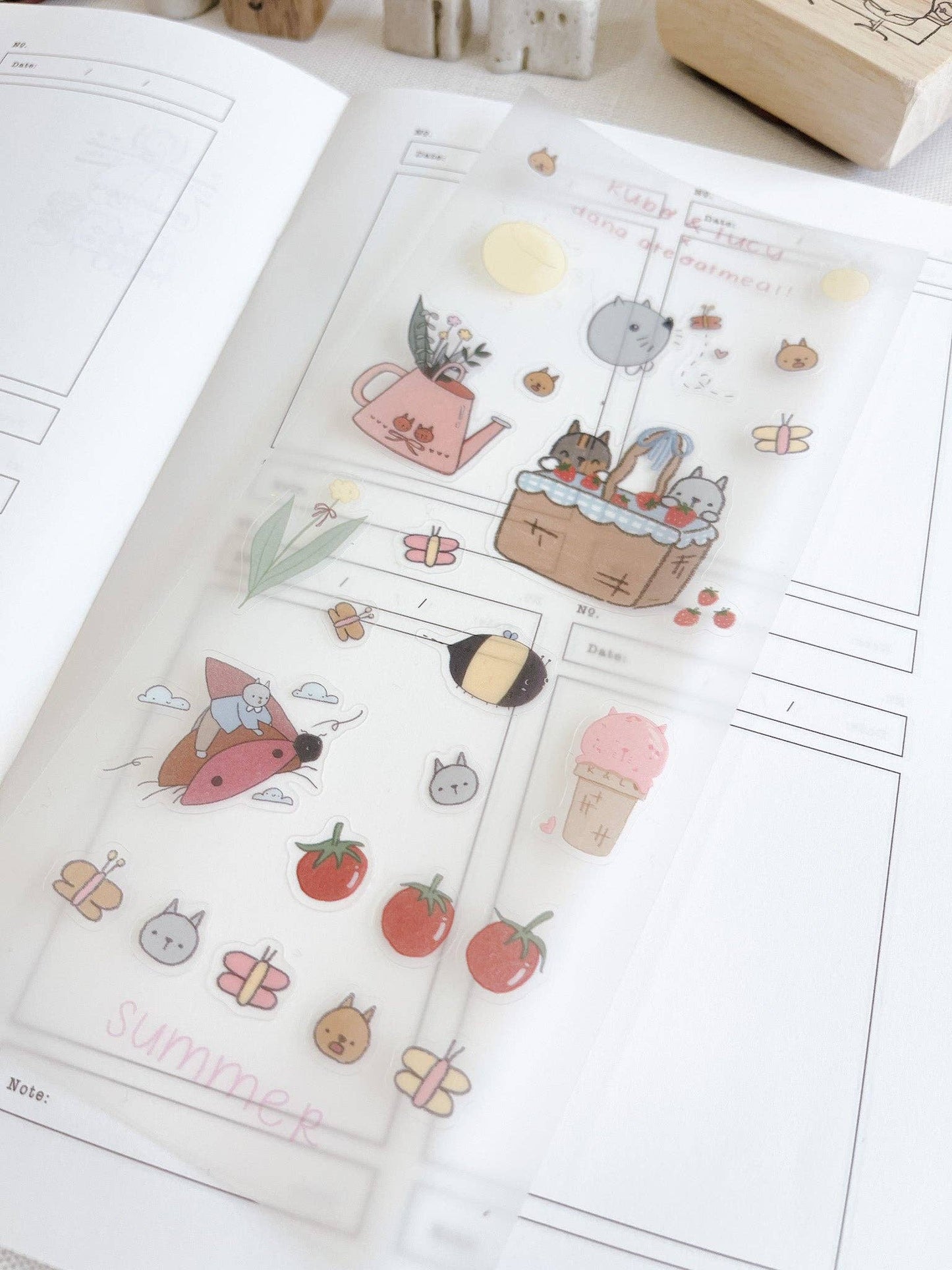 Kuboandlucy x Dana Ate Oatmeal Four Seasons stickervel