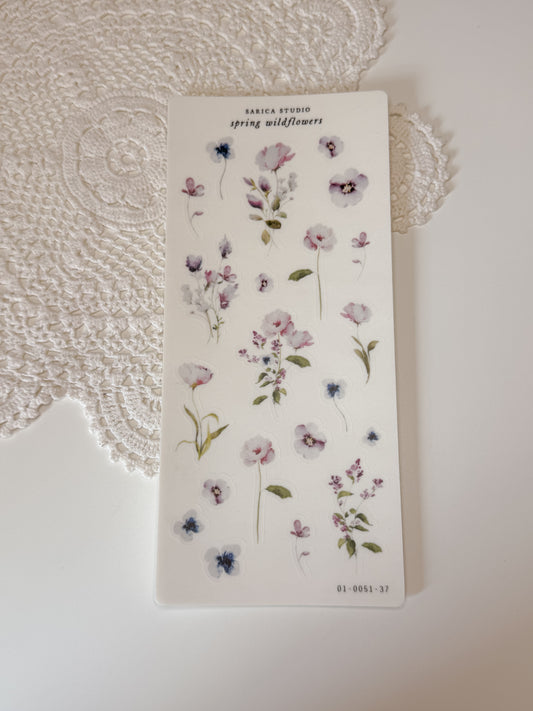 Sarica Studio - Spring wildflowers