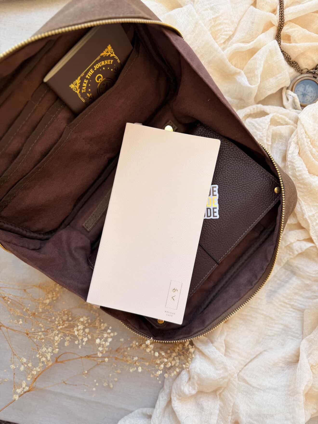 PRE-ORDER Kolour Cafe - the sako organizer
