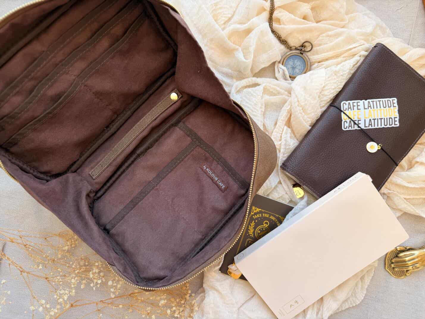 PRE-ORDER Kolour Cafe - the sako organizer