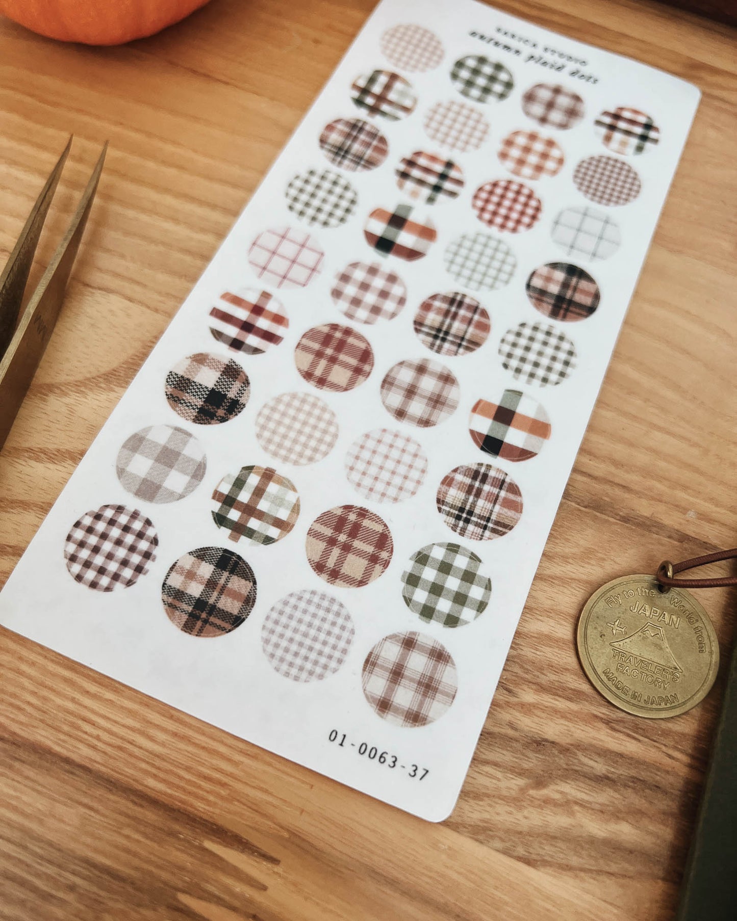 Sarica Studio - Autumn plaid dots