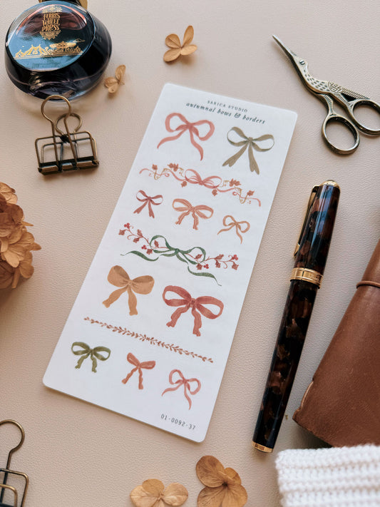 Sarica Studio - Autumnal bows & borders