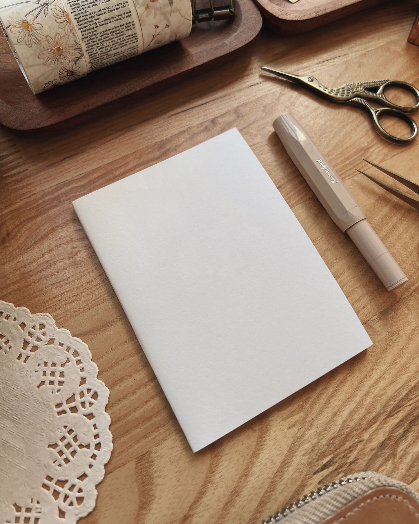Sarica Studio - Cream - Passport size TN