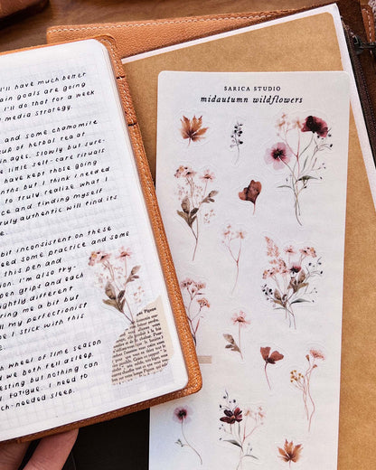 Sarica Studio - Midautumn wildflowers