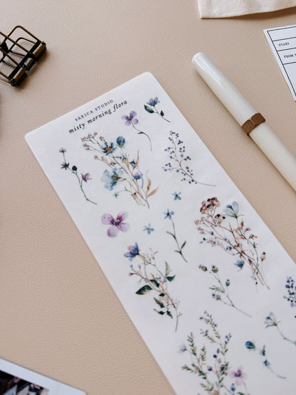 Sarica Studio - Misty morning flora